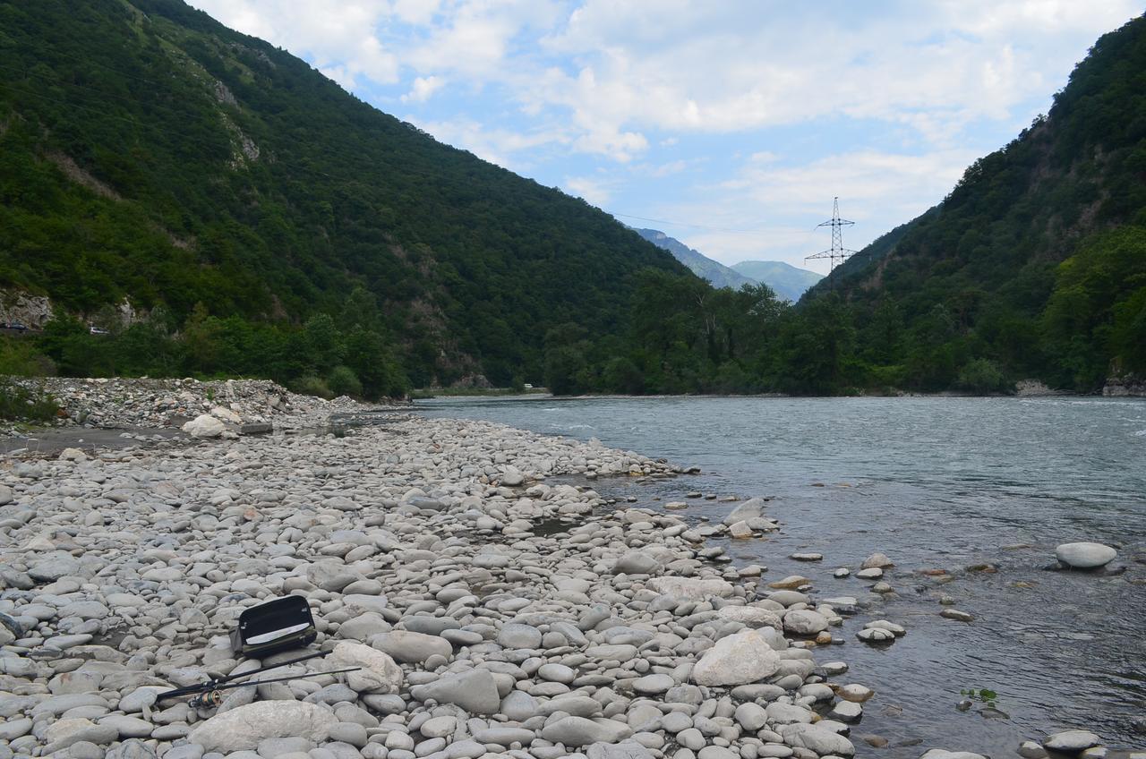 U Vili Otel Pitsunda Dış mekan fotoğraf