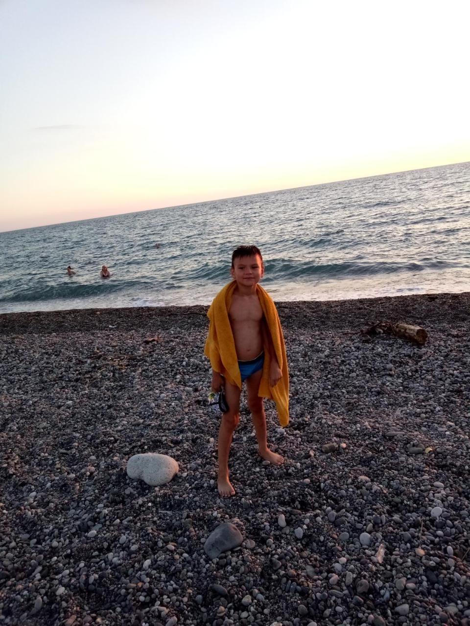 U Vili Otel Pitsunda Dış mekan fotoğraf