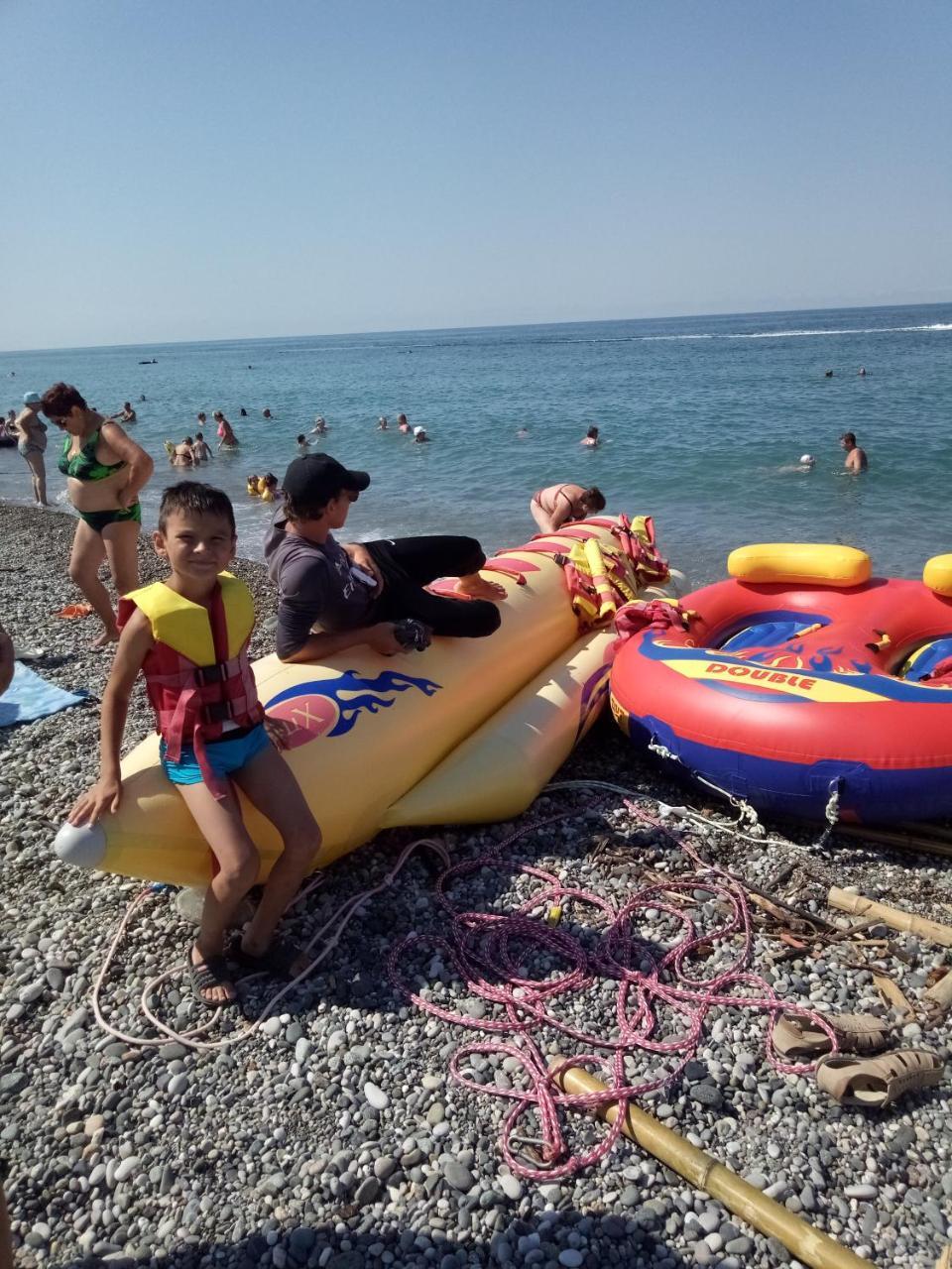 U Vili Otel Pitsunda Dış mekan fotoğraf